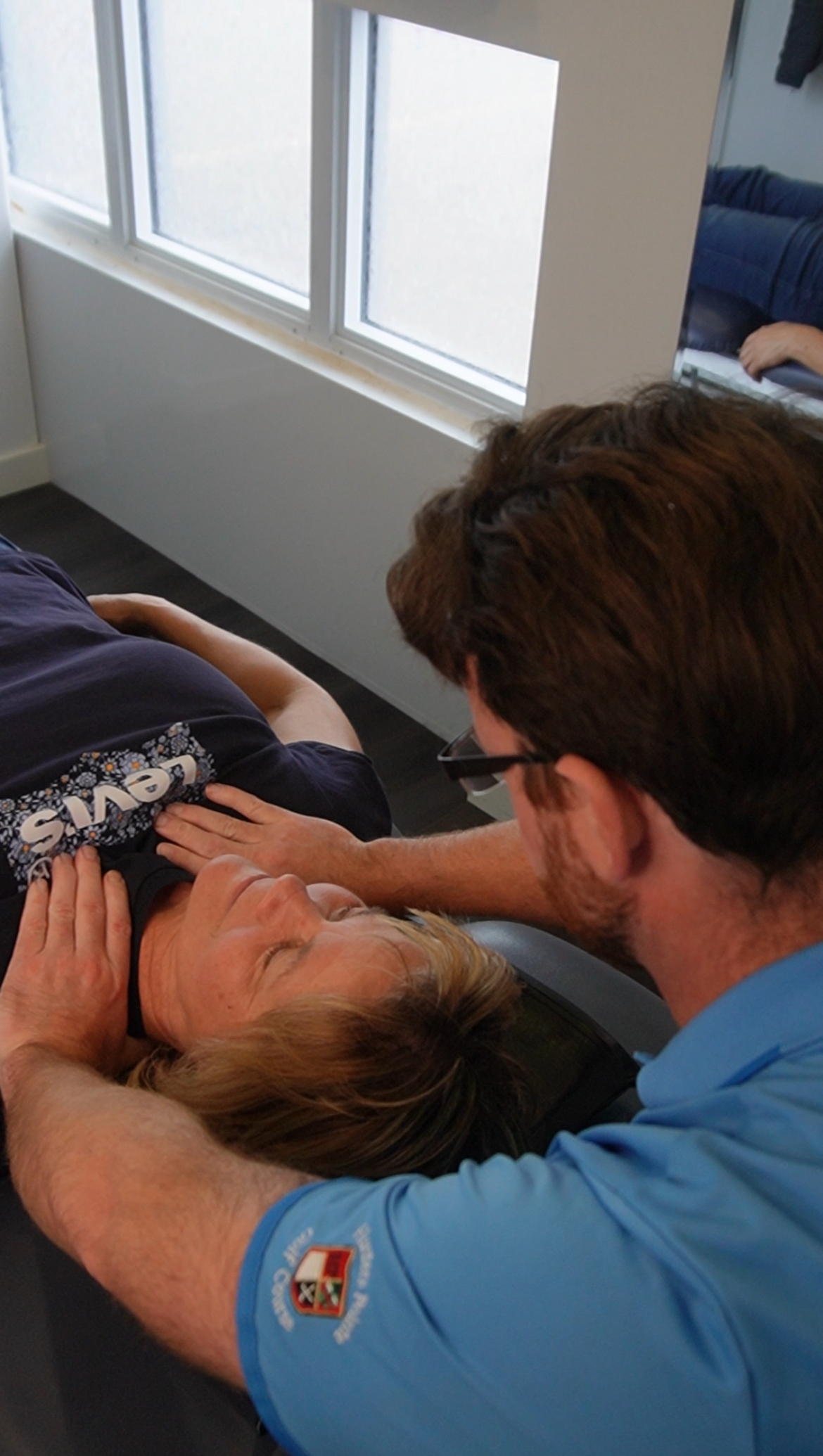 Osteopath performing fascia technique at The Health Space